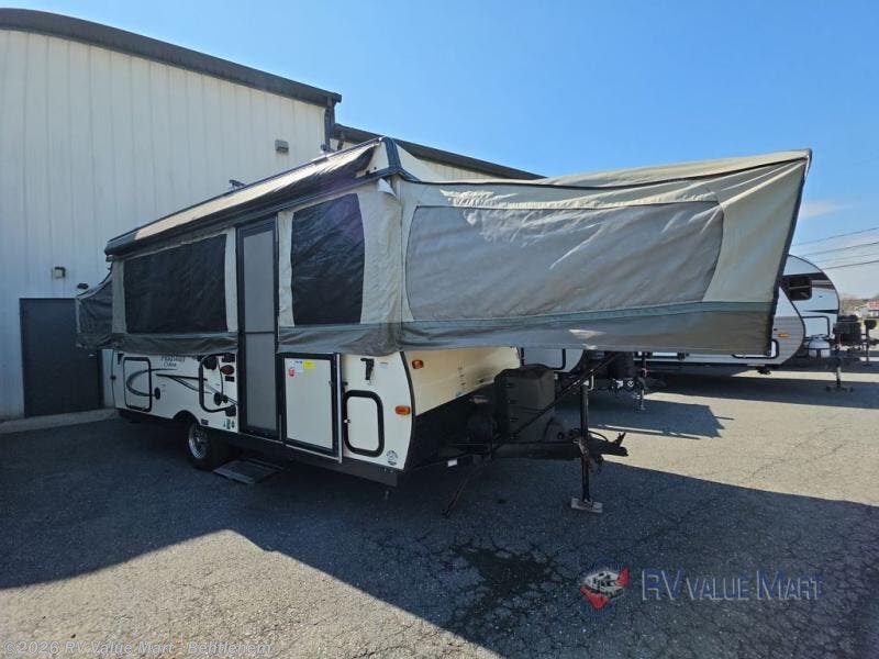 Used 2017 Forest River Flagstaff Classic 627D available in Bath, Pennsylvania