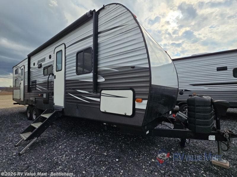 Used 2019 Prime Time Avenger 32RBS available in Bath, Pennsylvania