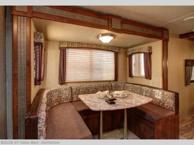 Used 2017 Keystone Passport 2400BH Grand Touring available in Bath, Pennsylvania