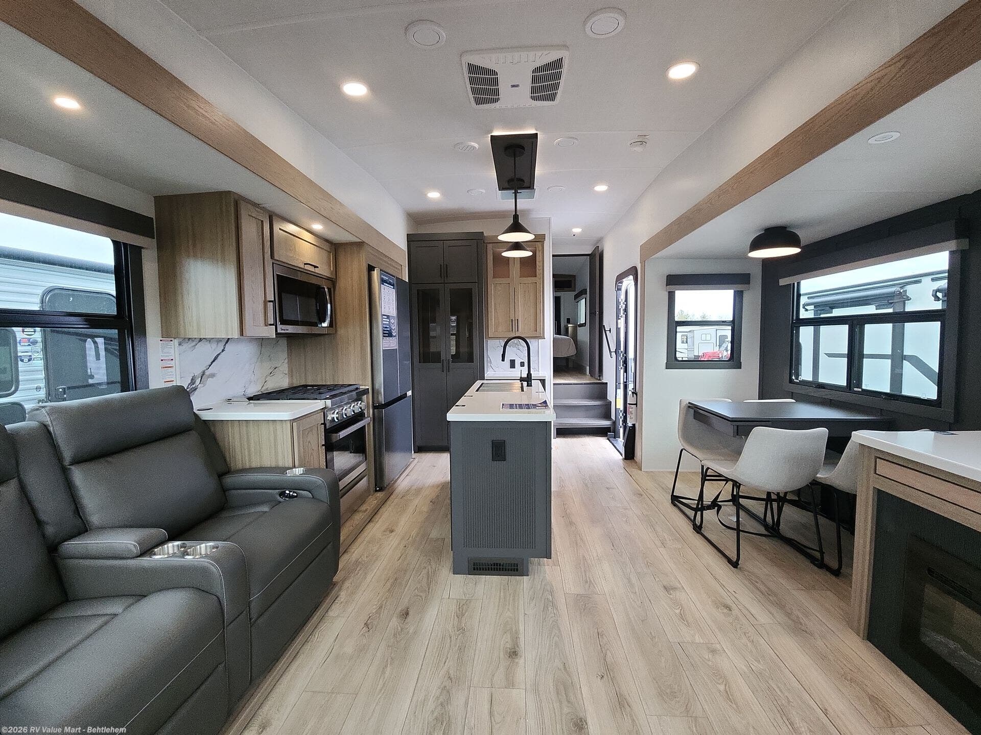 New 2026 Forest River Flagstaff Classic F331RL available in Bath, Pennsylvania