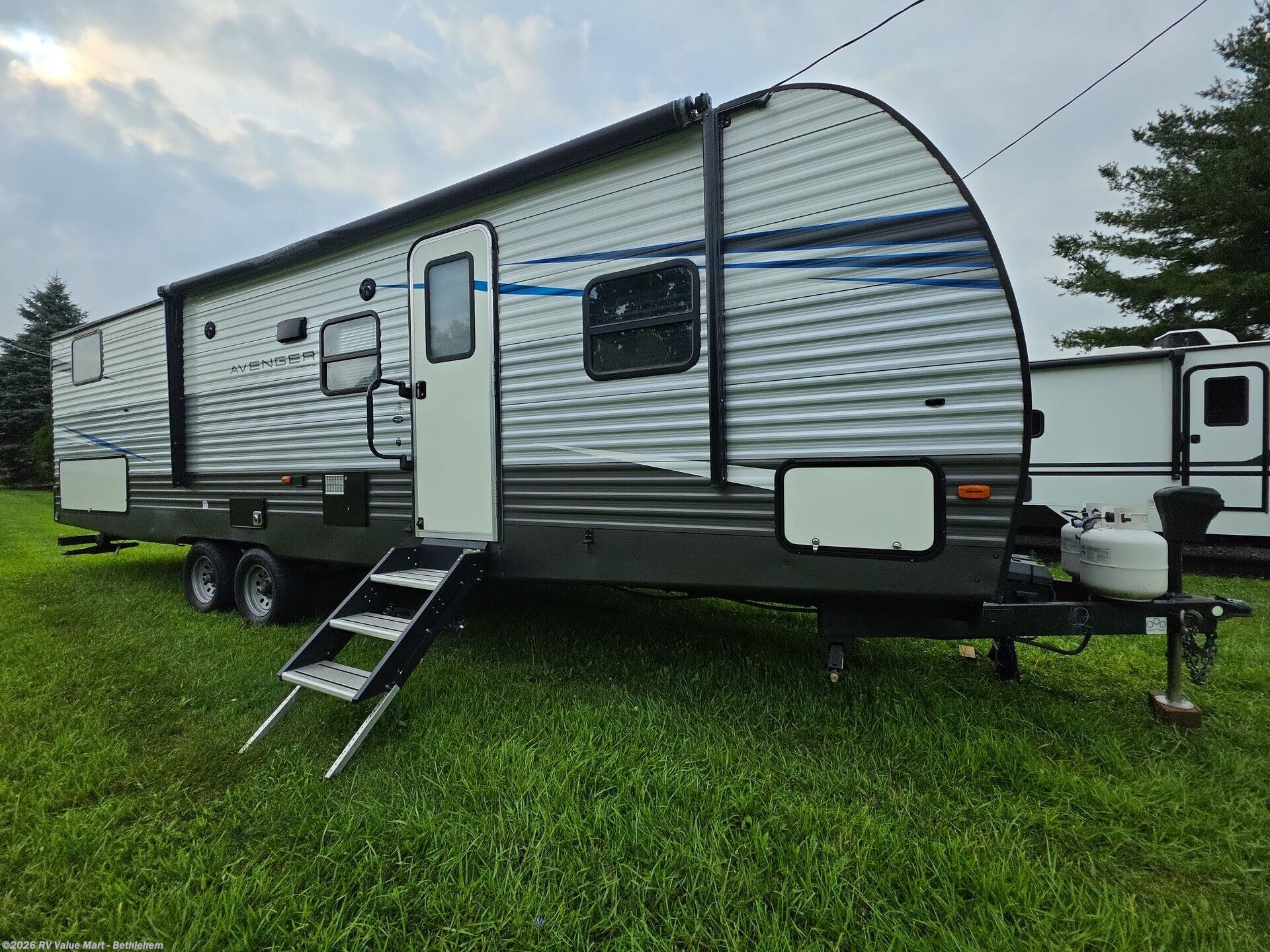 Used 2021 Prime Time Avenger 27DBH available in Bath, Pennsylvania