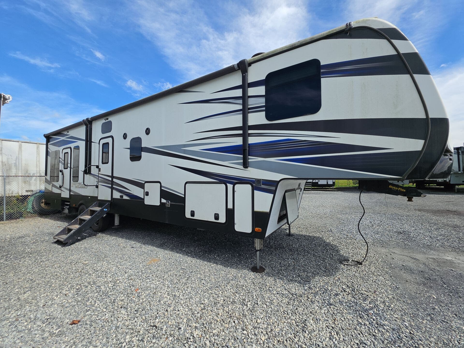 Used 2018 Keystone Fuzion 369 available in Bath, Pennsylvania