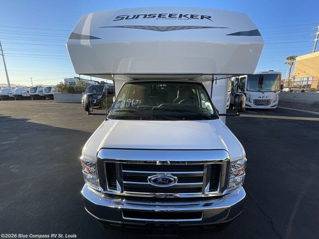 New 2026 Forest River Sunseeker 2860DS available in Eureka, Missouri
