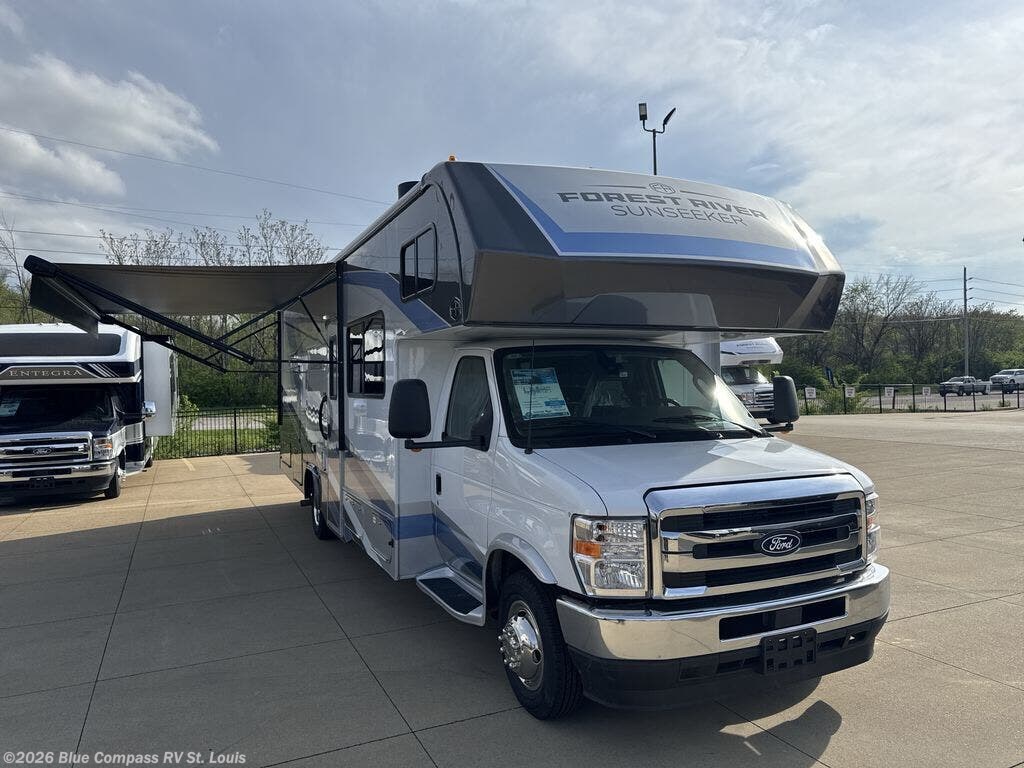 New 2026 Forest River Sunseeker 2860DS available in Eureka, Missouri