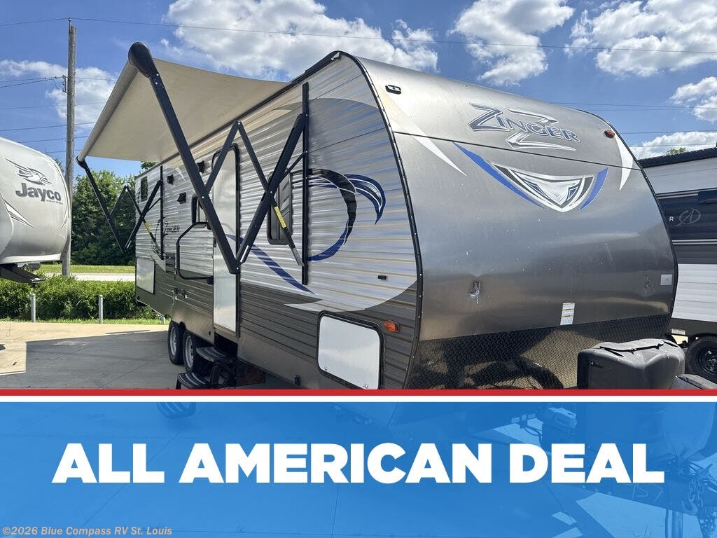Used 2018 CrossRoads Zinger 27BK available in Eureka, Missouri