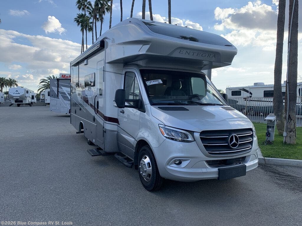 New 2026 Entegra Coach Qwest 25L available in Eureka, Missouri