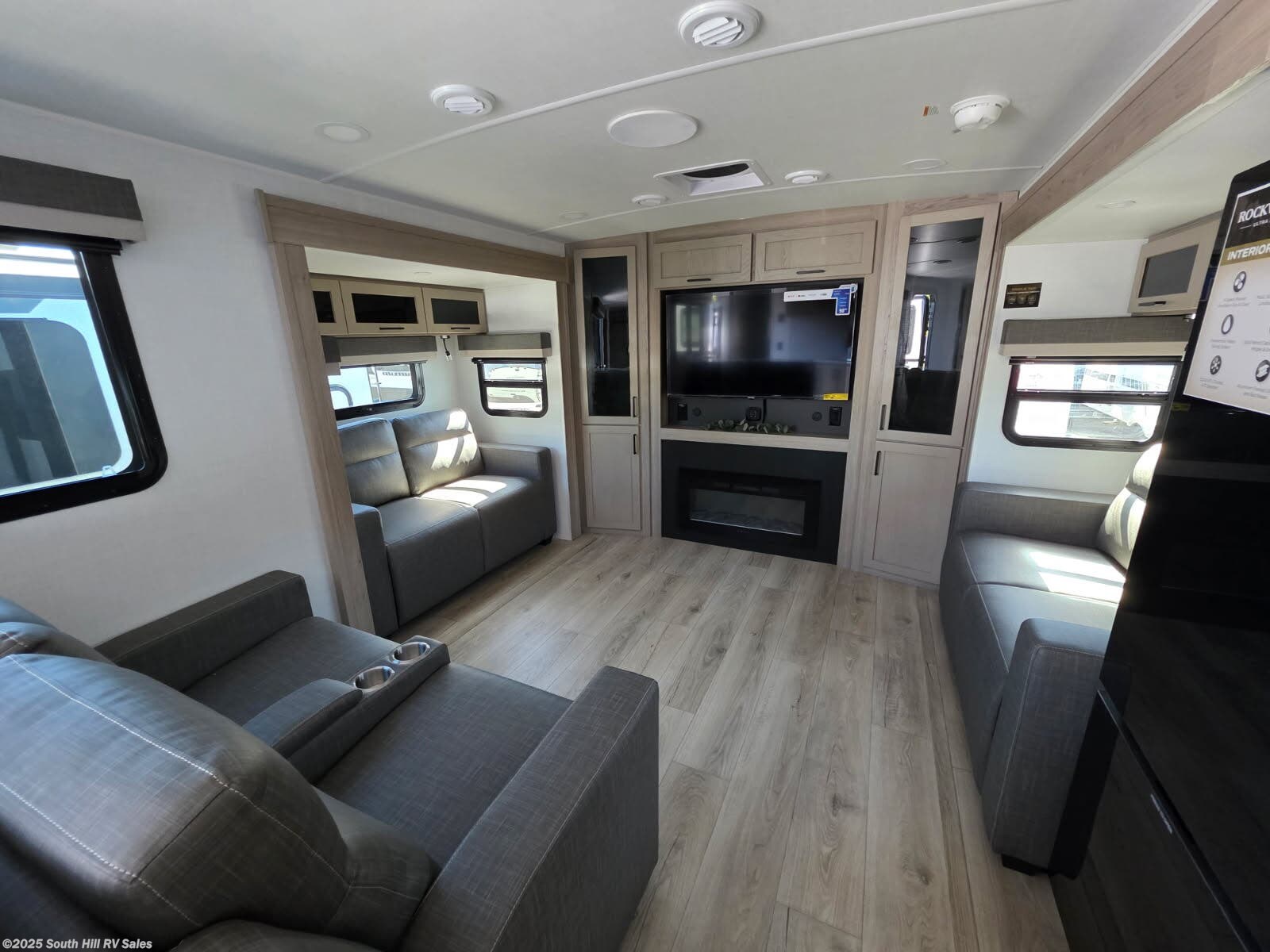 New 2026 Forest River Rockwood Ultra Lite 2908SRL available in Yelm, Washington