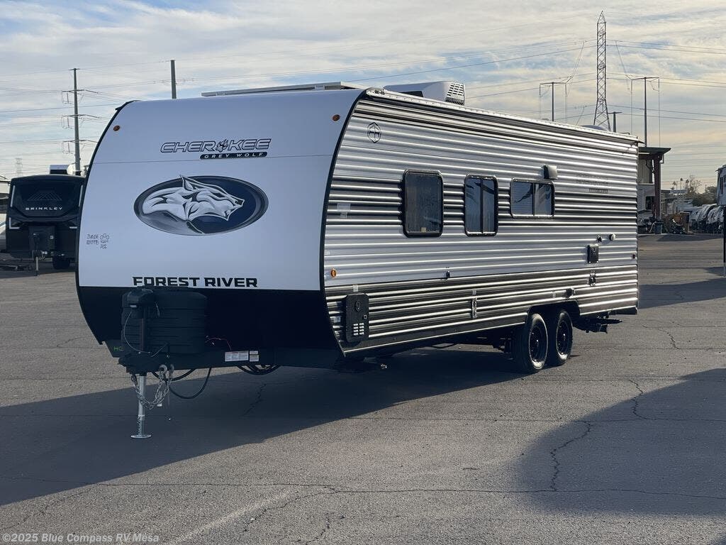 New 2025 Forest River Cherokee Grey Wolf 26DJSE available in Mesa, Arizona