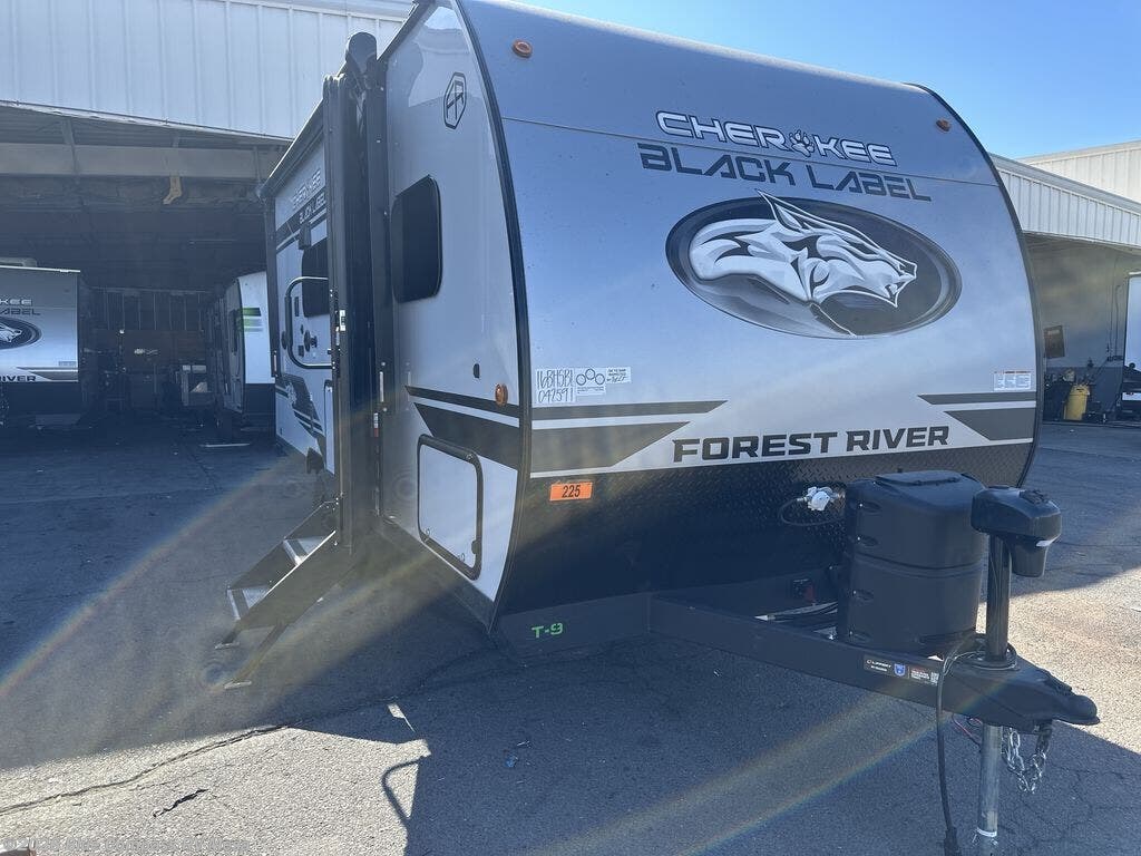 New 2026 Forest River Cherokee Wolf Pup Black Label 16BHSBLW available in Mesa, Arizona