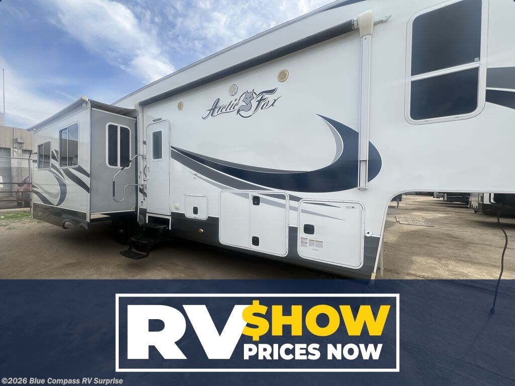 Used 2017 Northwood Arctic Fox 35-5Z available in Surprise, Arizona