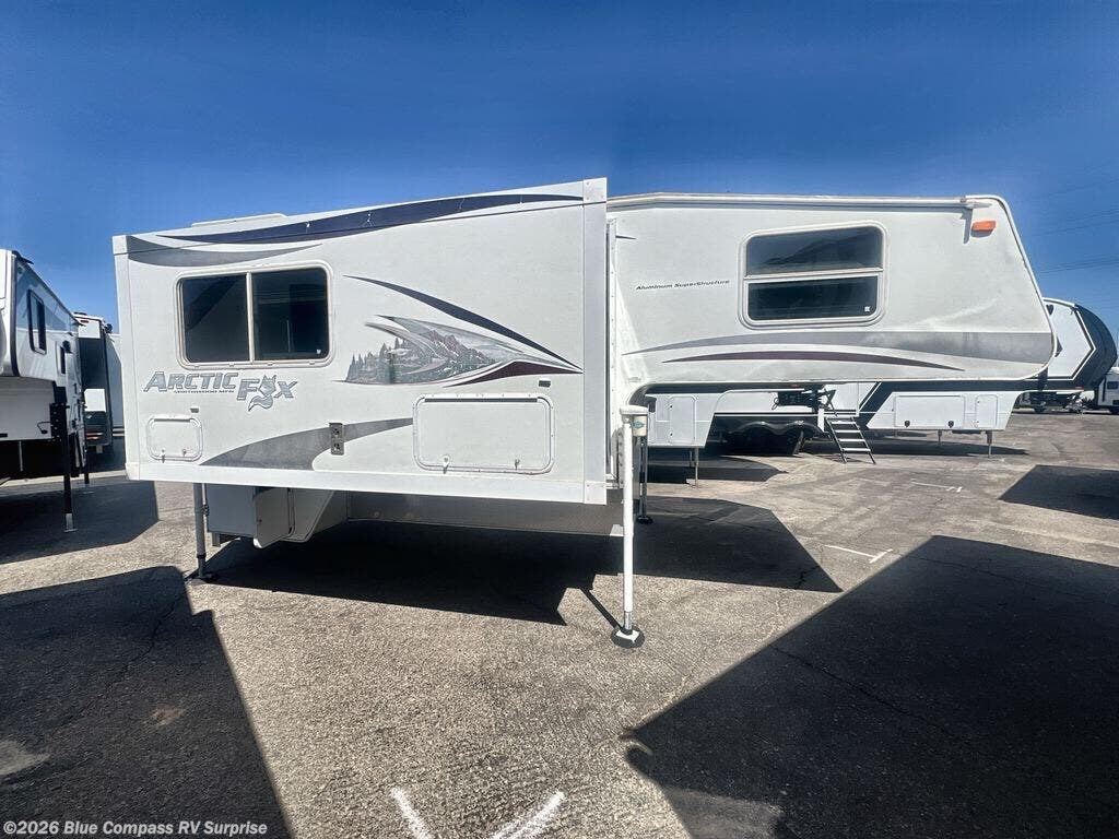 Used 2012 Northwood Arctic Fox Camper 1140 Wet Bath available in Surprise, Arizona