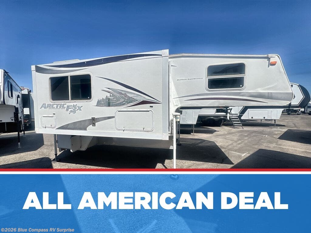 Used 2012 Northwood Arctic Fox Camper 1140 Wet Bath available in Surprise, Arizona