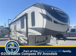Used 2022 Forest River Flagstaff Super Lite 524BBS available in Avondale, Arizona