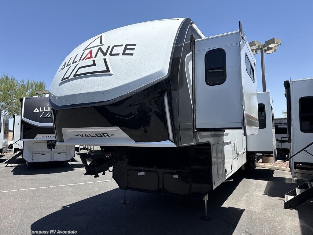 New 2027 Alliance RV Valor 44V14 available in Avondale, Arizona