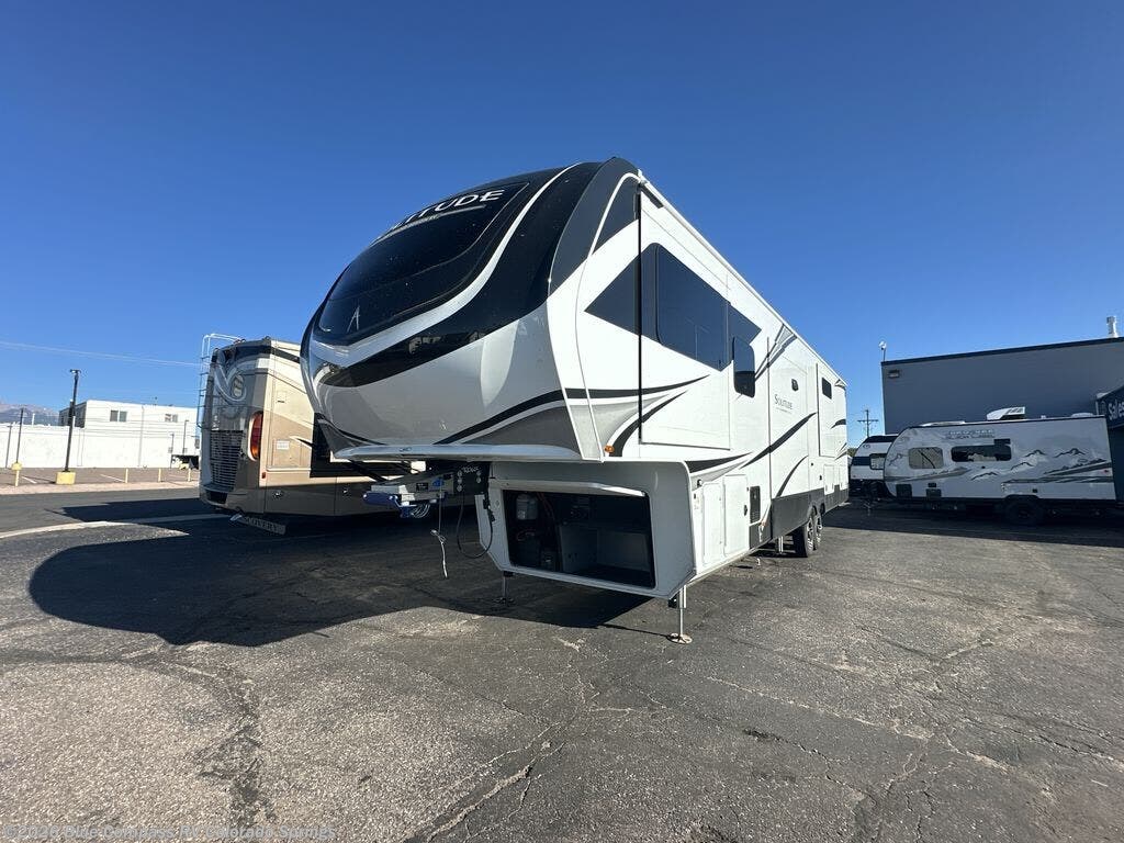 New 2025 Grand Design Solitude 380FL available in Colorado Springs, Colorado