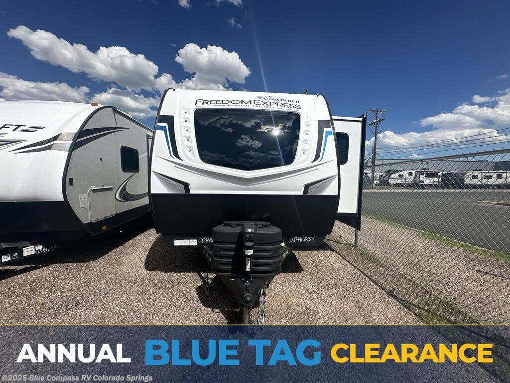 Used 2023 Coachmen Freedom Express Ultra Lite 259FKDS available in Colorado Springs, Colorado