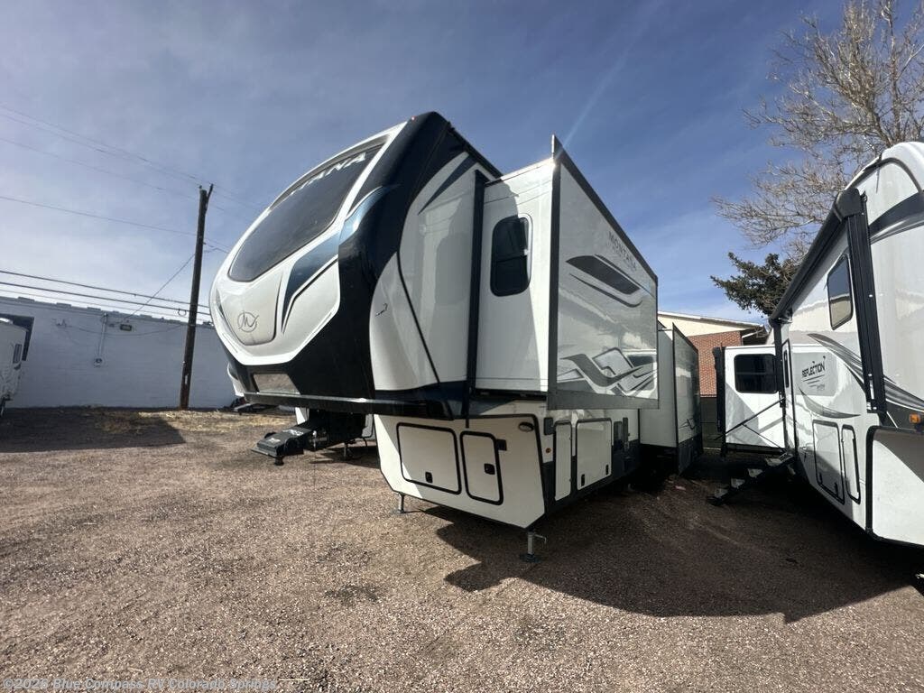 Used 2024 Keystone Montana 351BH available in Colorado Springs, Colorado