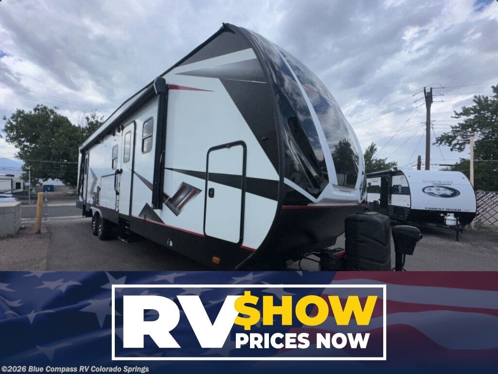 Used 2023  Cruiser RV Stryker STG3313 by Cruiser RV from Blue Compass RV Colorado Springs in Colorado Springs, CO