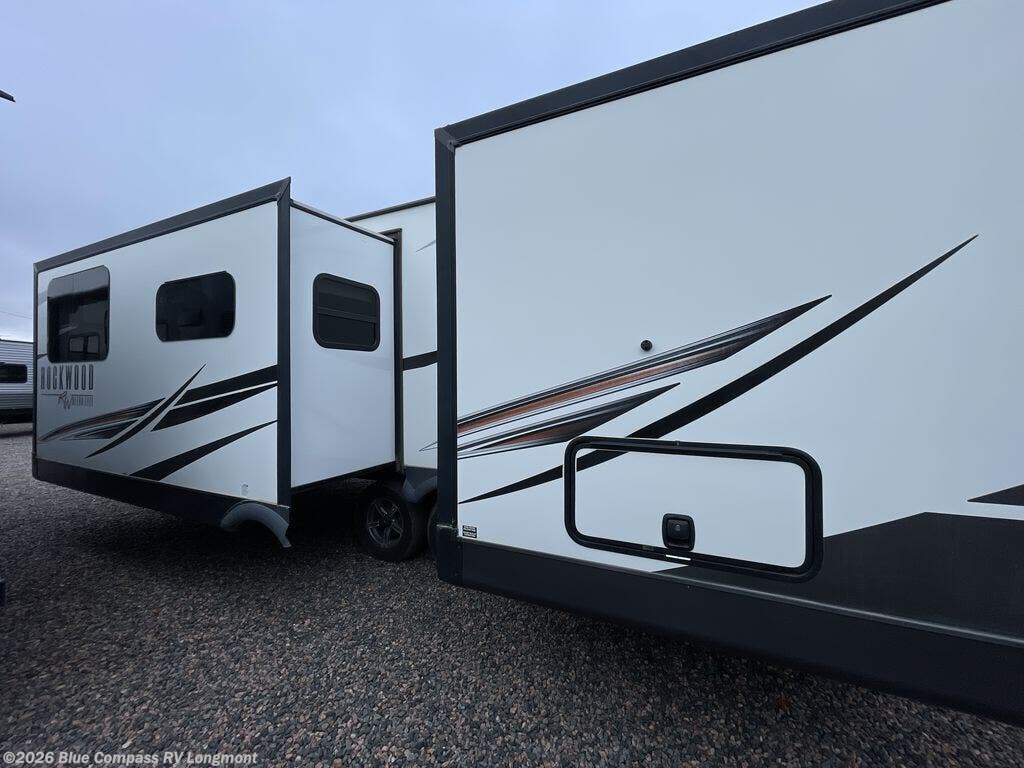 Used 2022  Forest River Rockwood Ultra Lite 2608BS by Forest River from Blue Compass RV Longmont in Longmont, CO