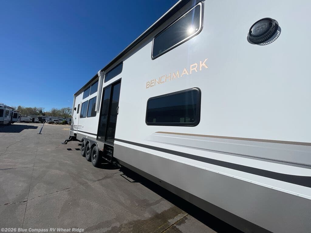 New 2026 Alliance RV Benchmark 44LFT available in Wheat Ridge, Colorado
