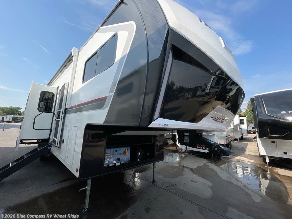 New 2027 Alliance RV Valor All-Access 32A10 available in Wheat Ridge, Colorado