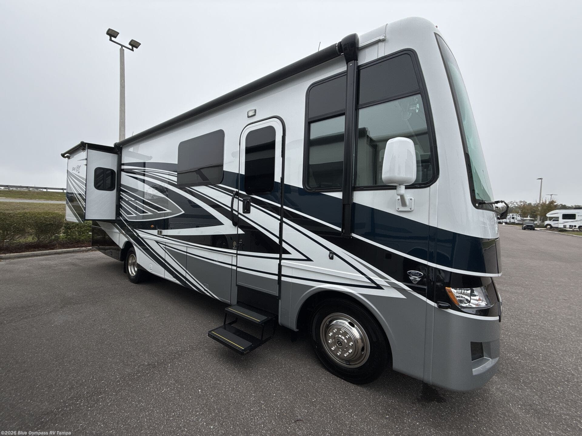 New 2025 Newmar Bay Star Sport 3014 available in Dover, Florida