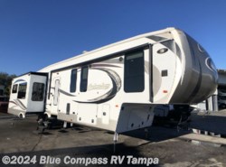 Used 2017 Palomino Columbus F377MB available in Dover, Florida