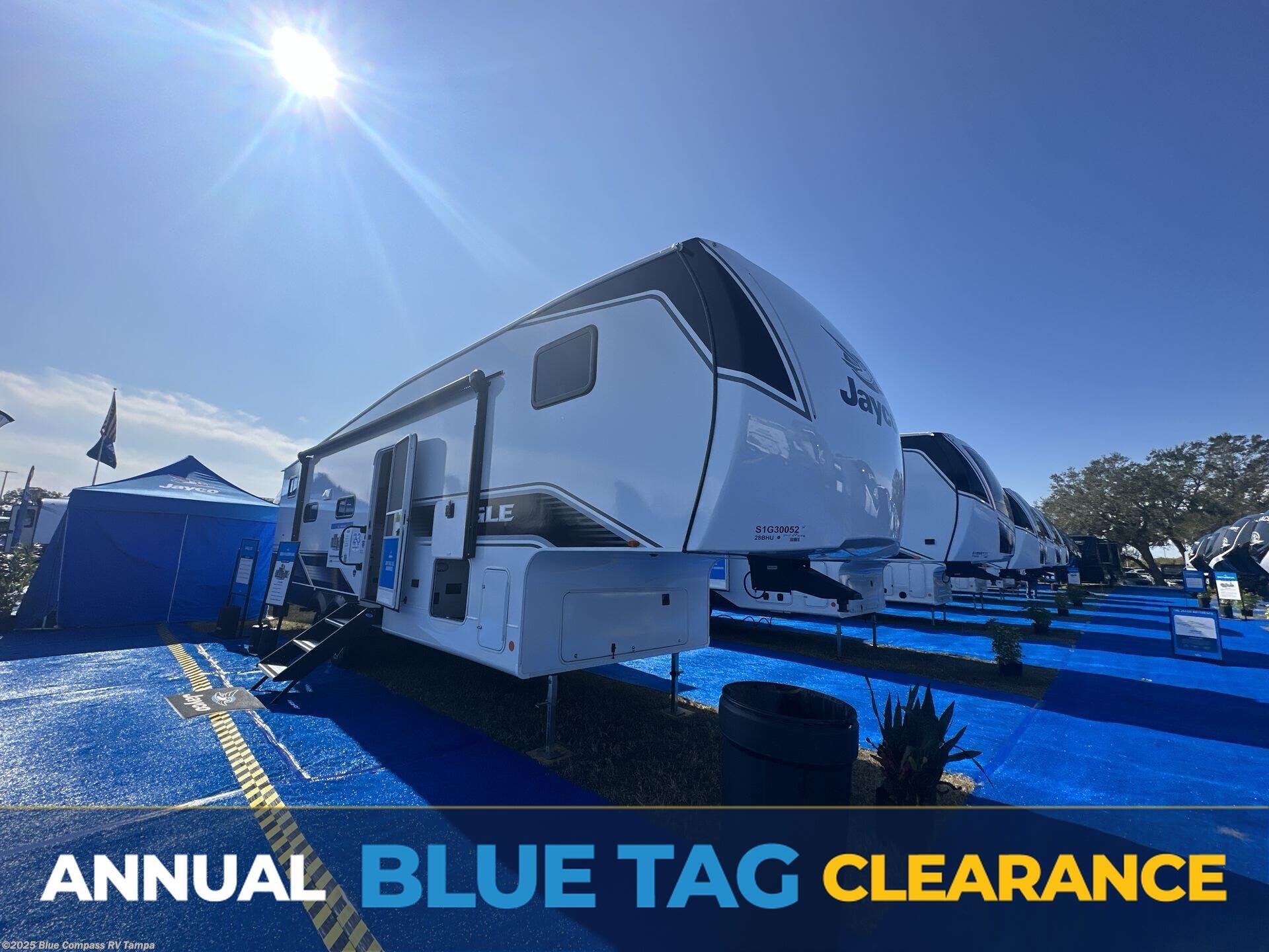 New 2025 Jayco Eagle SLE 28BHU available in Dover, Florida