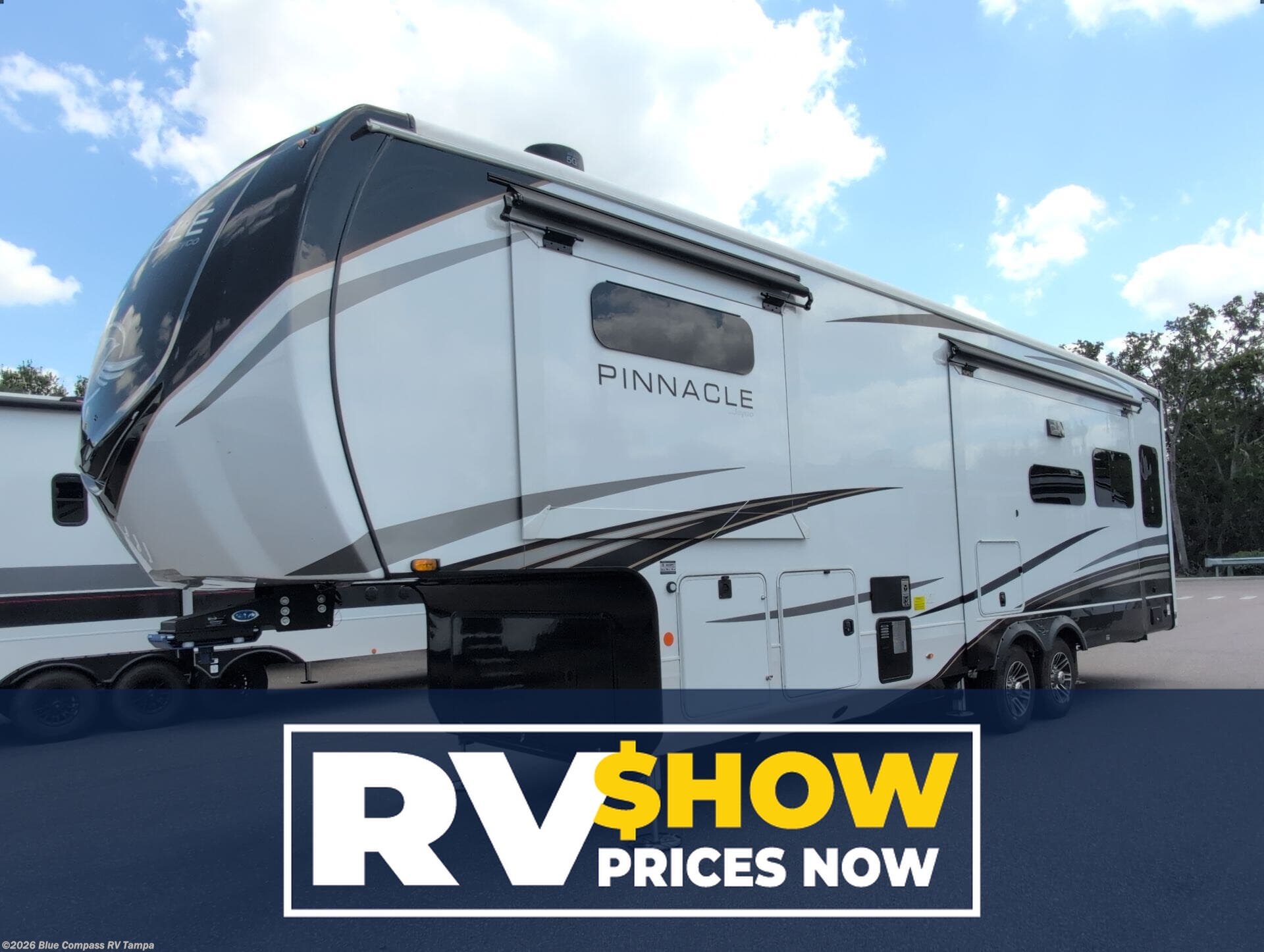 New 2025 Jayco Pinnacle 32RLTS available in Dover, Florida