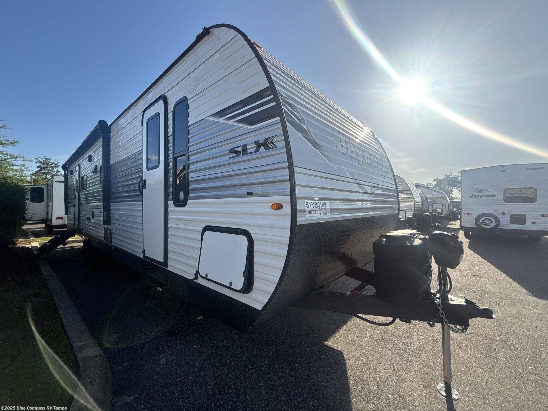 New 2025 Jayco Jay Flight SLX 330TBS available in Dover, Florida