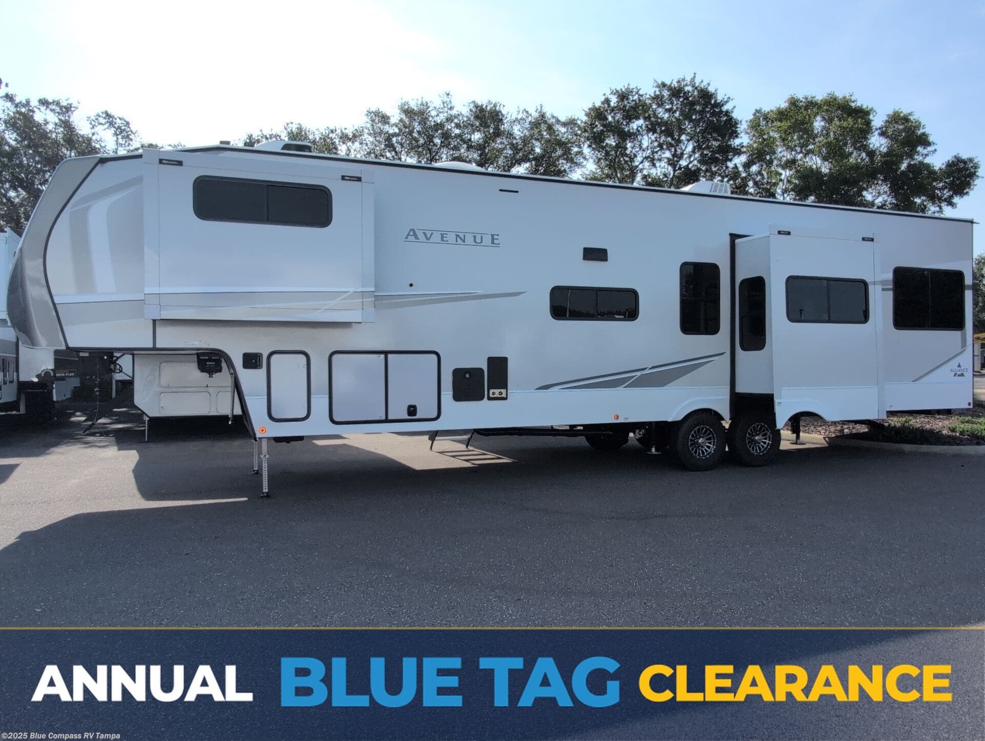 New 2025 Alliance RV Avenue 38DBL available in Dover, Florida