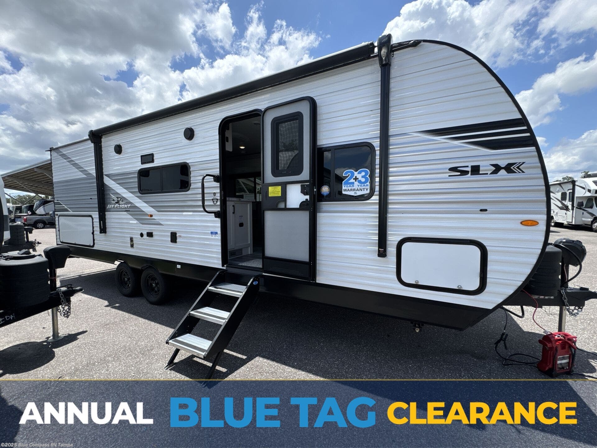 New 2025 Jayco Jay Flight SLX 261BHS available in Dover, Florida