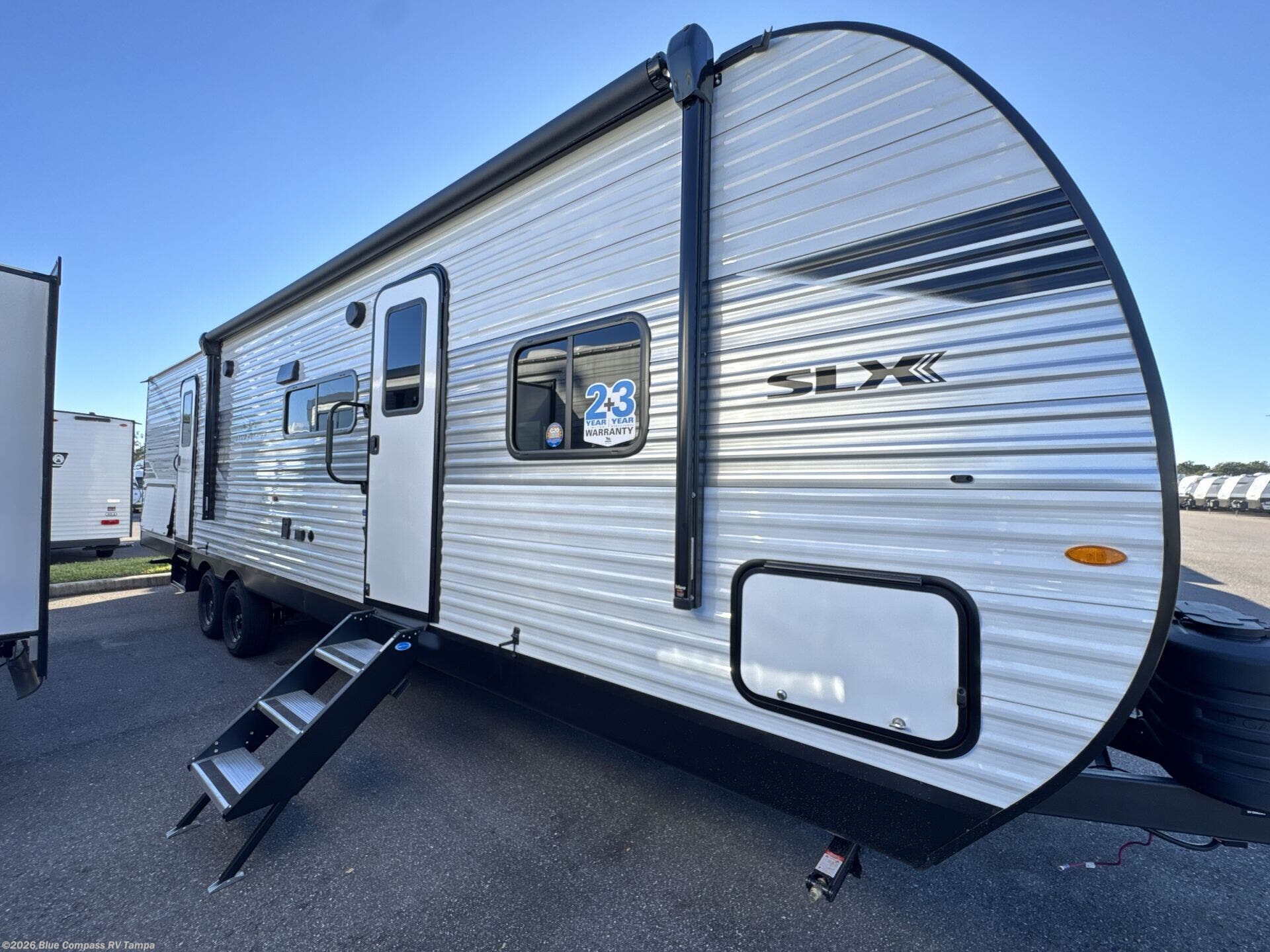 New 2026 Jayco Jay Flight SLX 321BDS available in Dover, Florida
