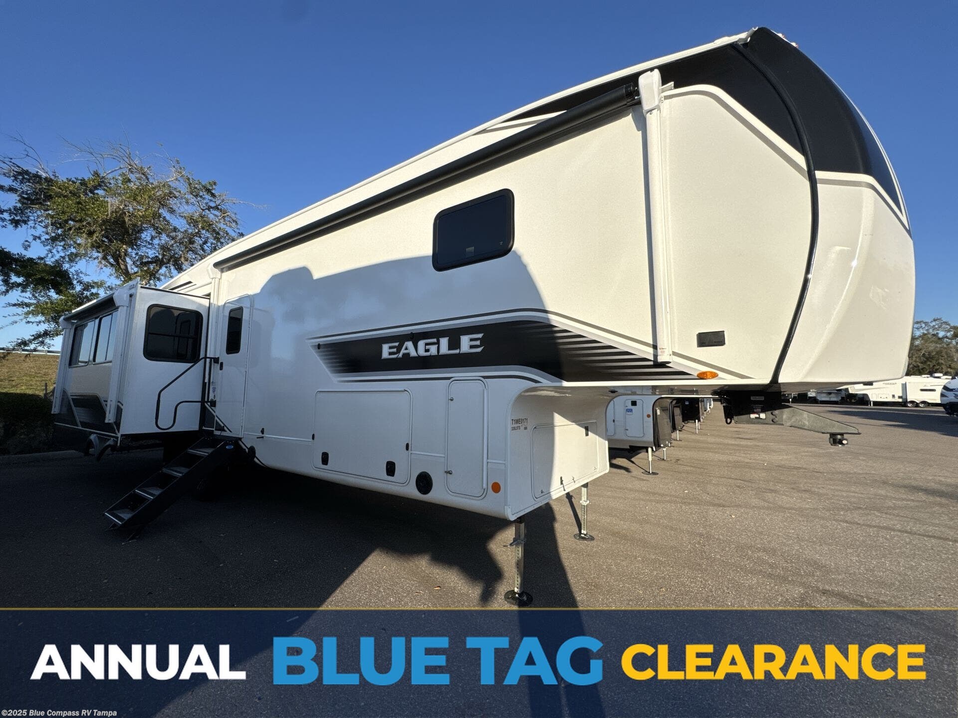New 2026 Jayco Eagle 335LSTS available in Dover, Florida