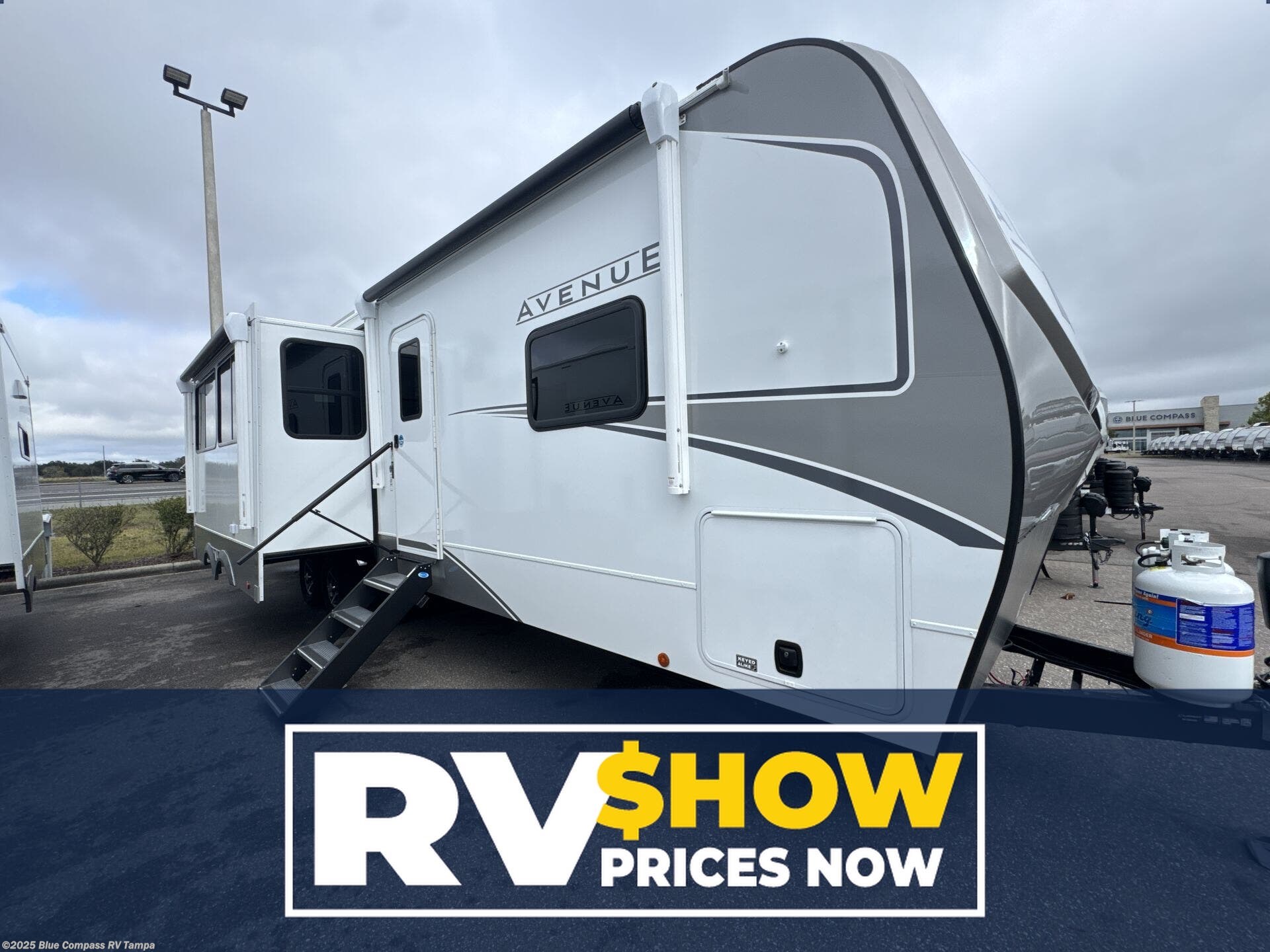 New 2026 Alliance RV Avenue 333BH available in Dover, Florida