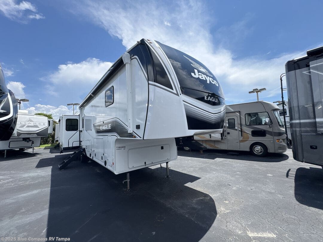 New 2026 Jayco Eagle 355MBQS available in Dover, Florida