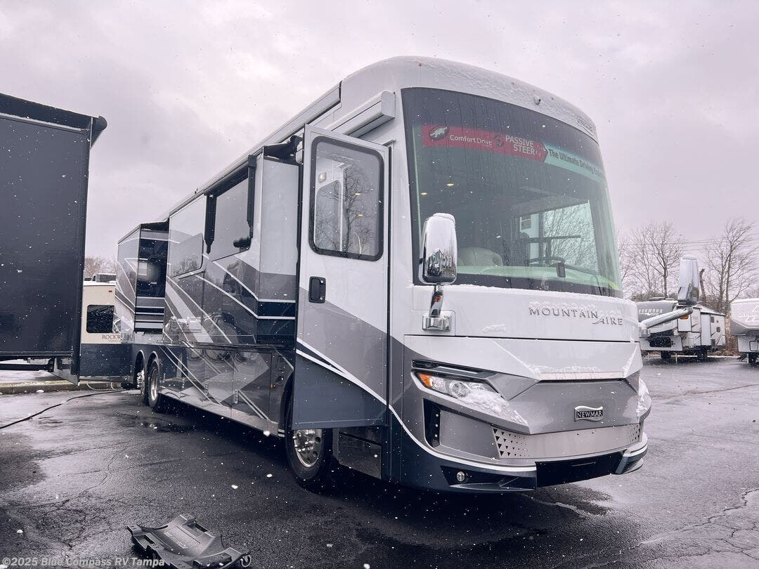 New 2026 Newmar Mountain Aire 4118 available in Dover, Florida