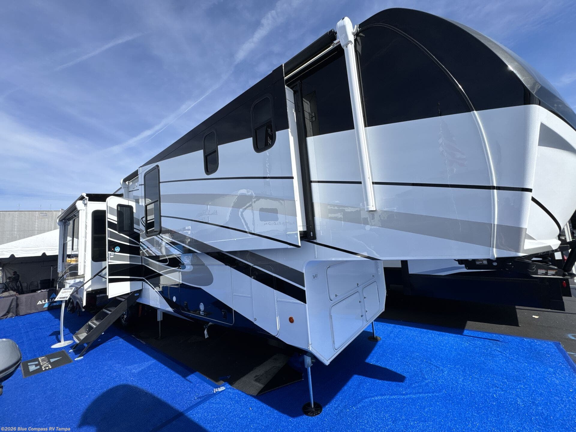 New 2026 Alliance RV Paradigm 382RK available in Dover, Florida