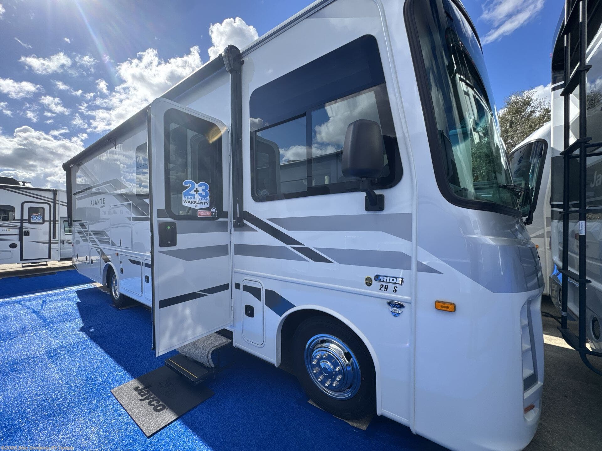 New 2026 Jayco Alante 29S available in Dover, Florida