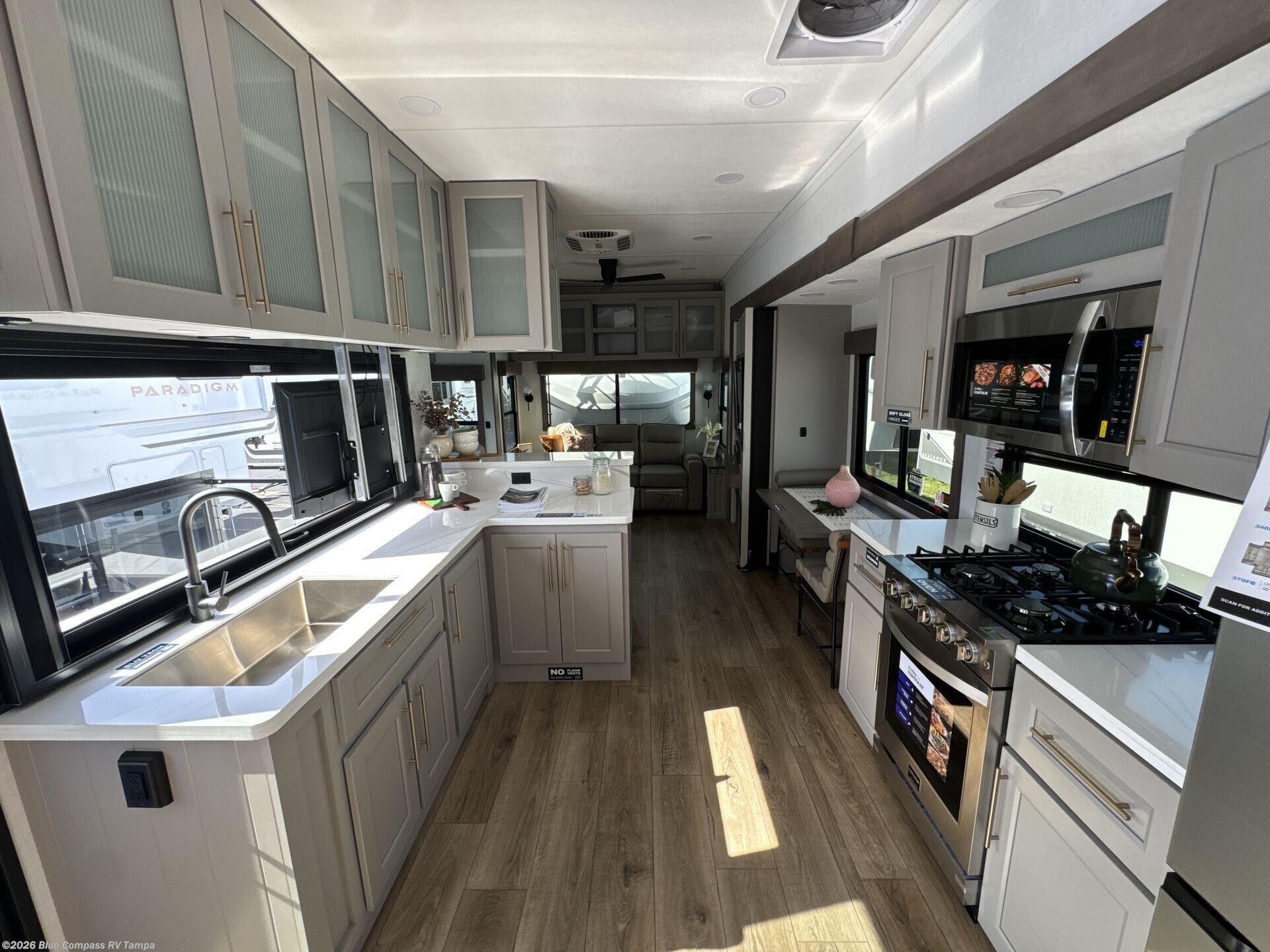 New 2026 Alliance RV Paradigm 388SP available in Dover, Florida