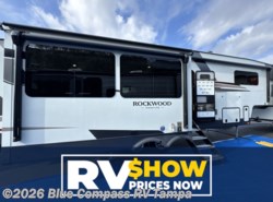 New 2026 Forest River Rockwood Signature R371RK available in Dover, Florida