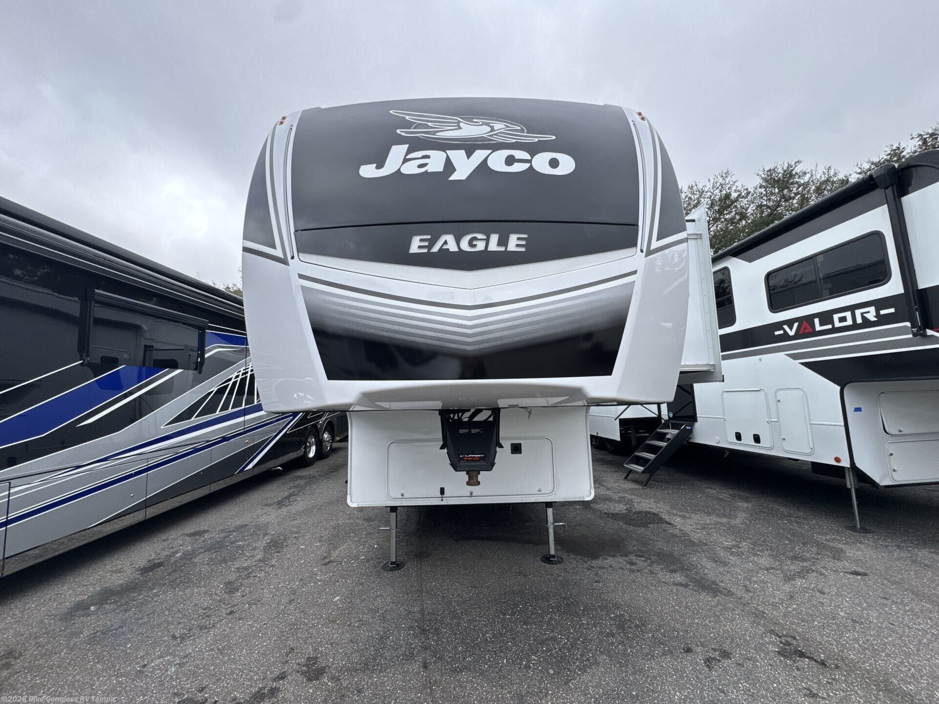 New 2026 Jayco Eagle 360DBOK available in Dover, Florida