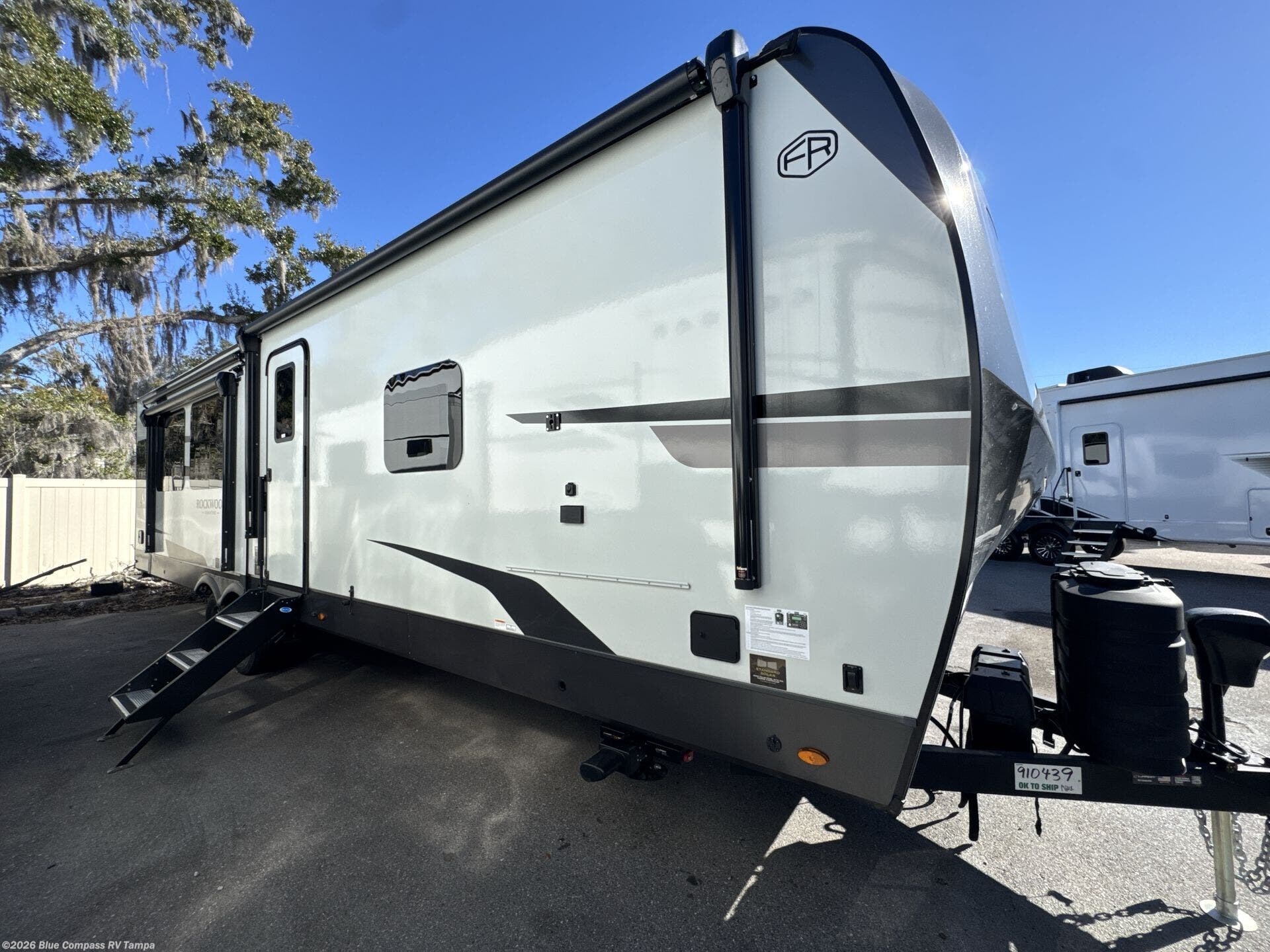 New 2026 Forest River Rockwood Signature 8337RL available in Dover, Florida
