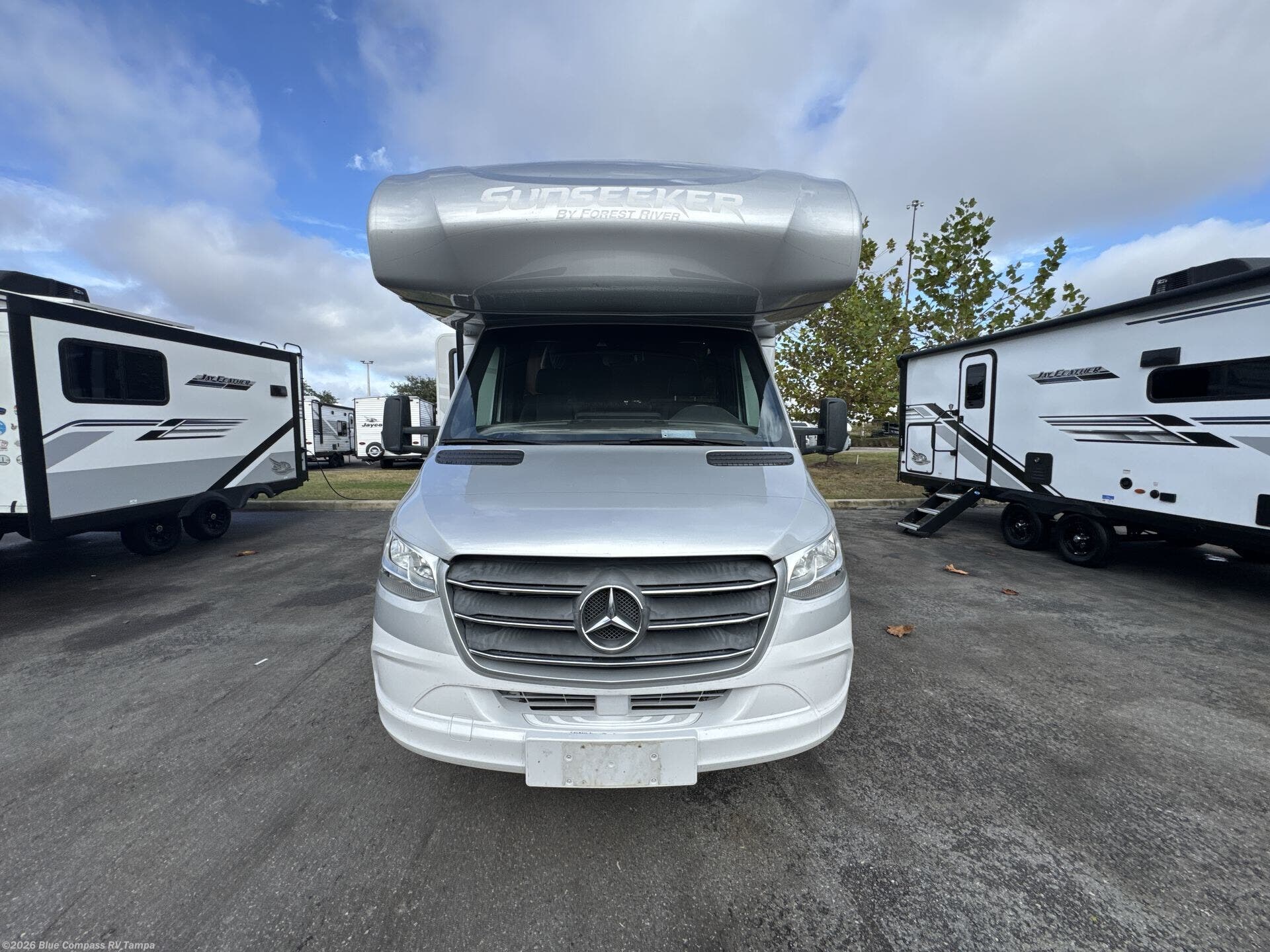 Used 2020 Forest River Sunseeker MBS 2400Q available in Dover, Florida