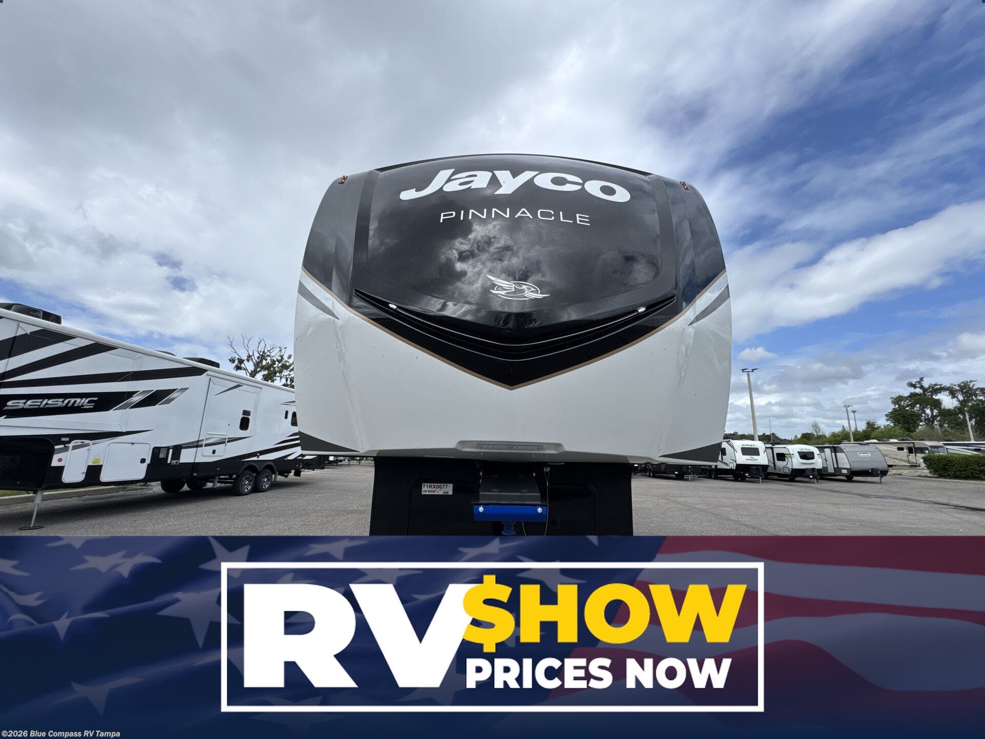 New 2026 Jayco Pinnacle 38FBRK available in Dover, Florida