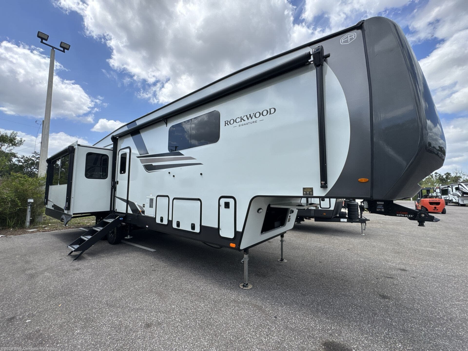 New 2026 Forest River Rockwood Signature 401SFB available in Dover, Florida