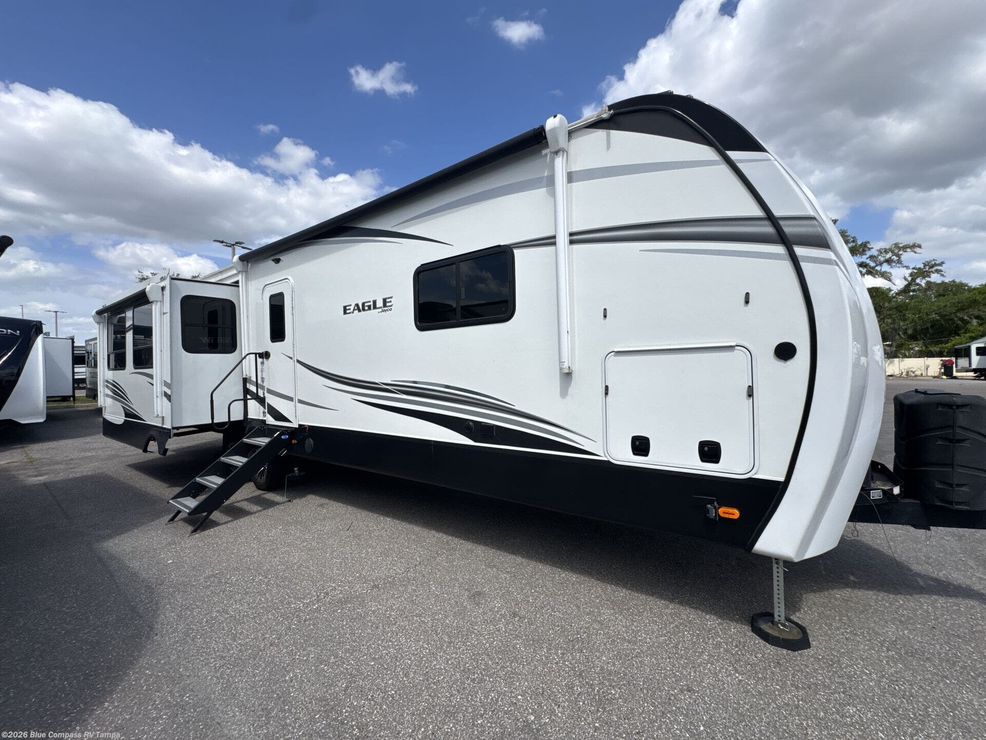Used 2023 Jayco Eagle 330RSTS available in Dover, Florida
