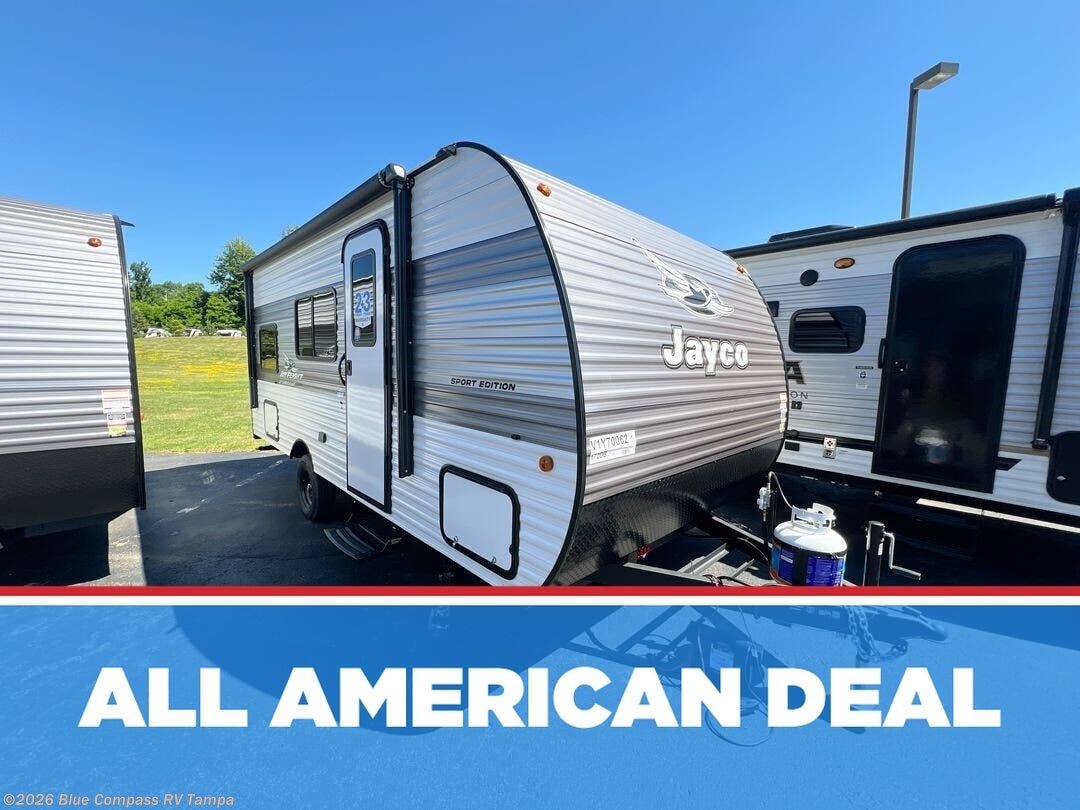 New 2026 Jayco Jay Flight SLX 172DB available in Dover, Florida
