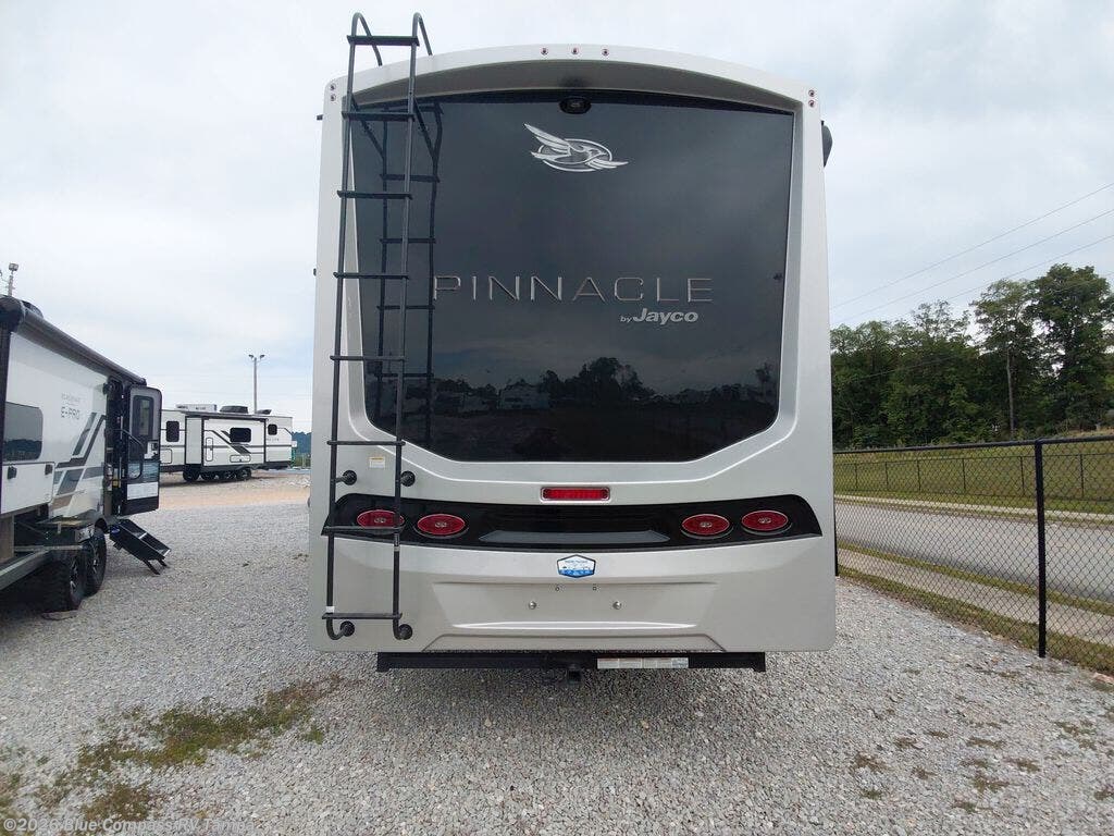 New 2026 Jayco Pinnacle 39FLOK available in Dover, Florida