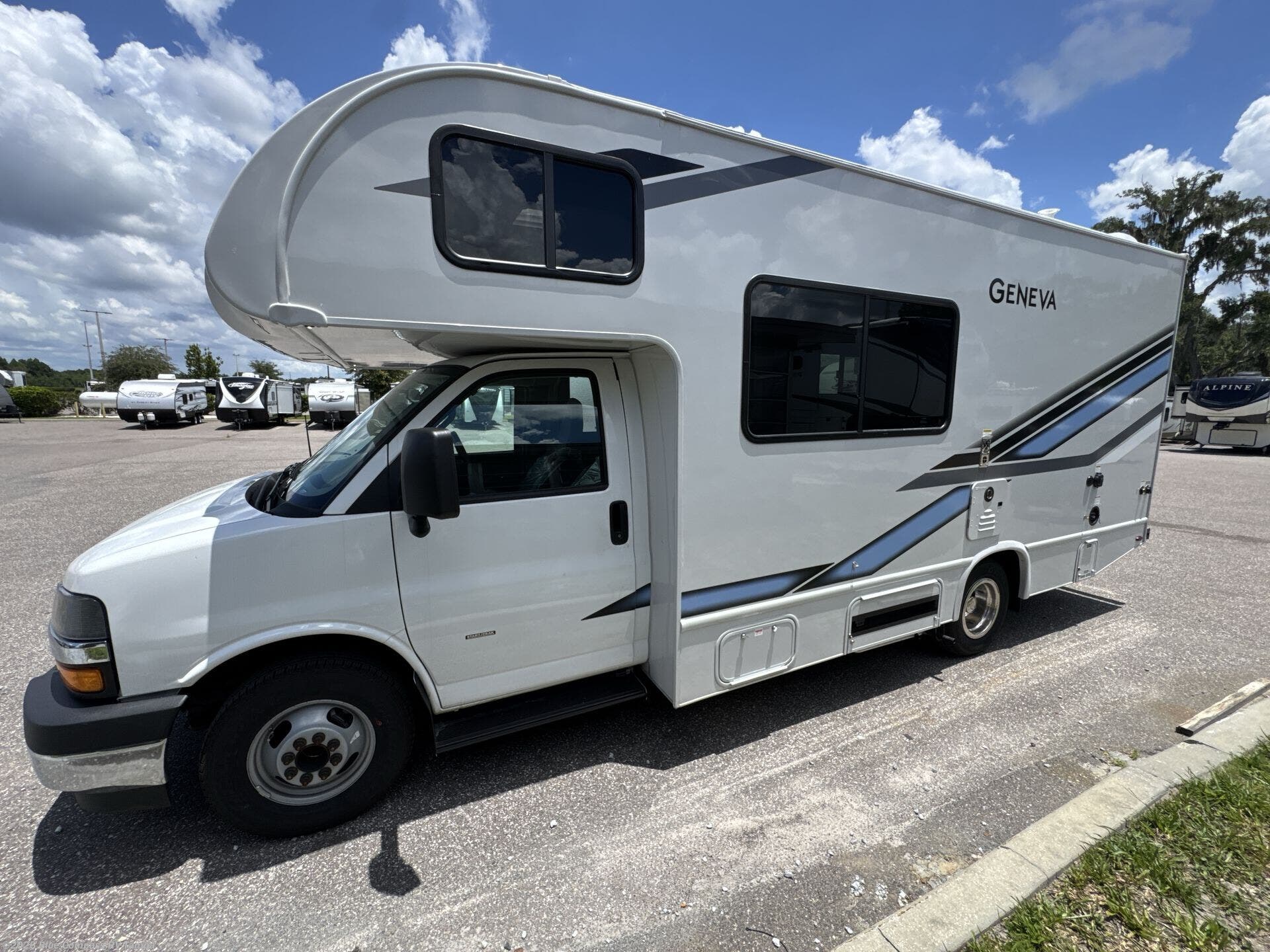 New 2027 Thor Motor Coach Geneva 21VT Chevy available in Dover, Florida